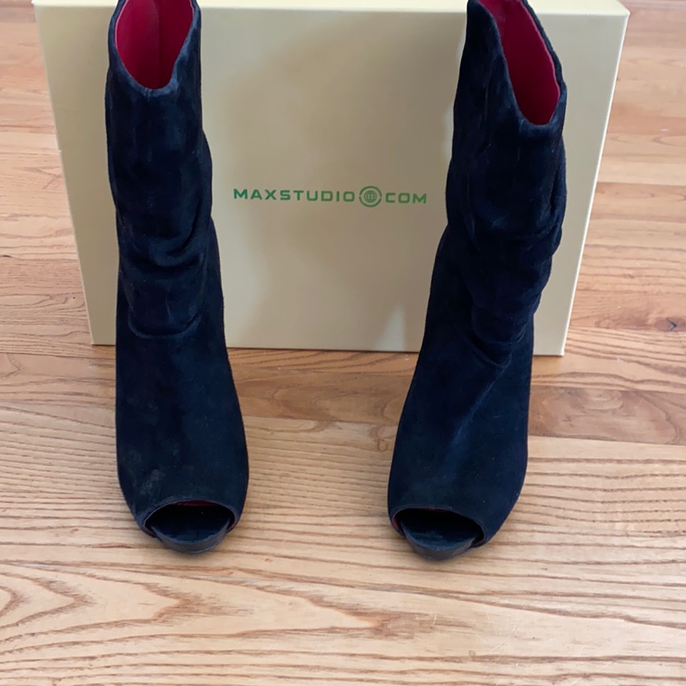 Max studio High heel black boots